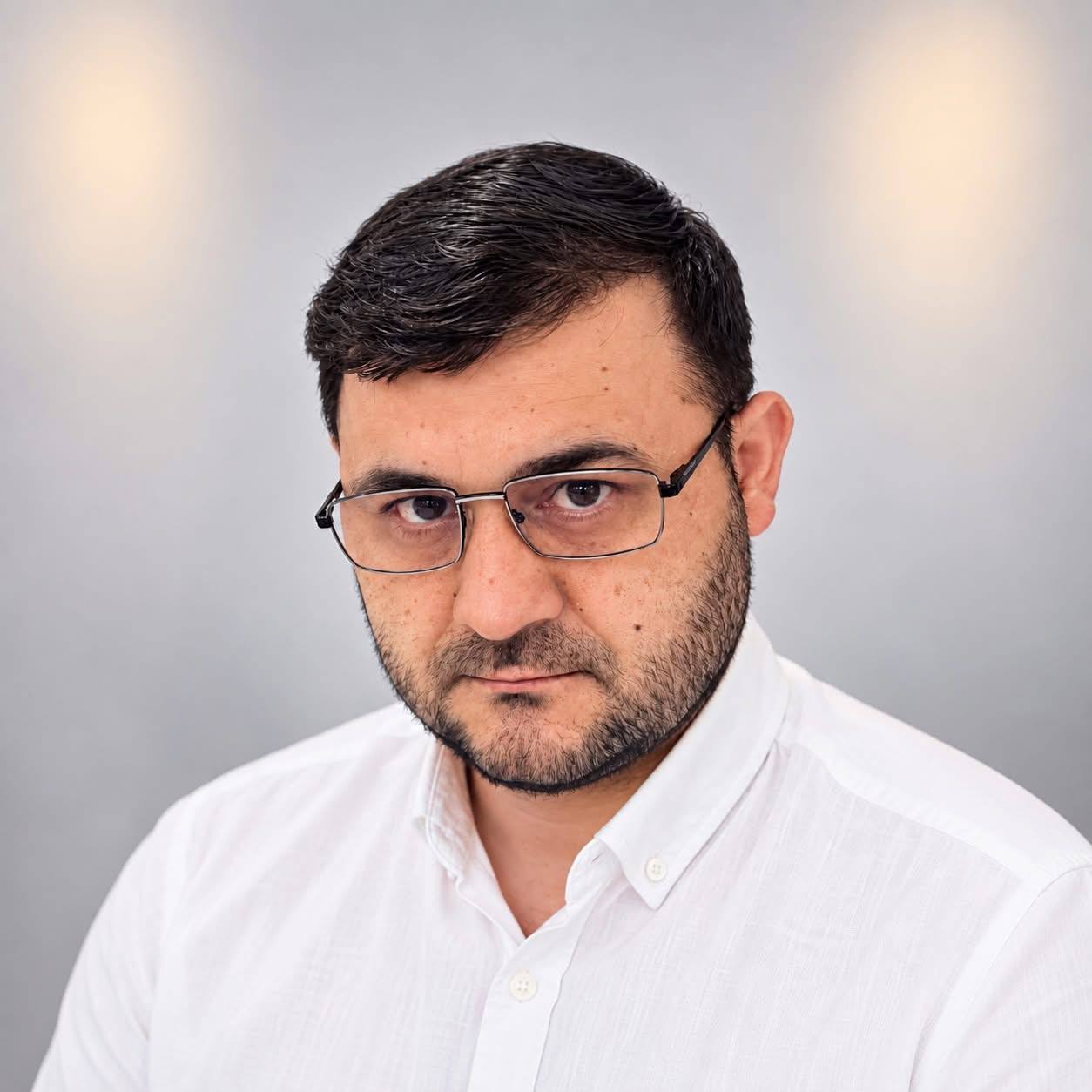 Рустам Азизи